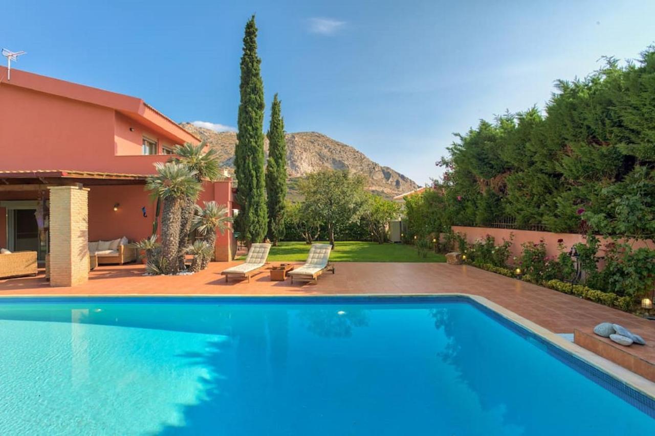 Villa Casa Del Sol With Private Pool Szúnio Kültér fotó